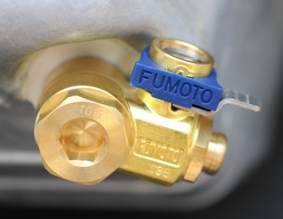 Fumoto EZ Oil Drain Valve for XK Engines